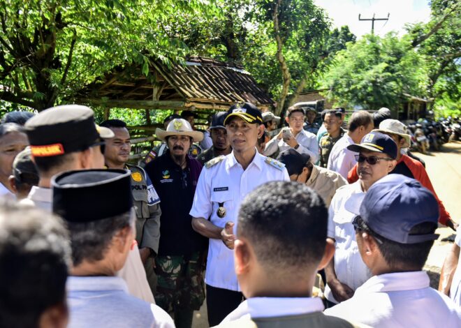 Inspeksi Kerusakan Jalan di Madapangga, Wabup dr.H. Irfan PUPR Segera Tangani